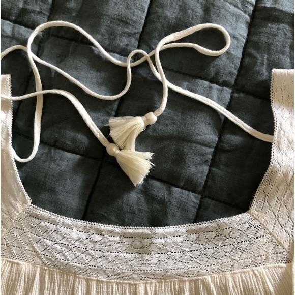 In Loom Cotton Top~size Medium - Picture 2 of 12